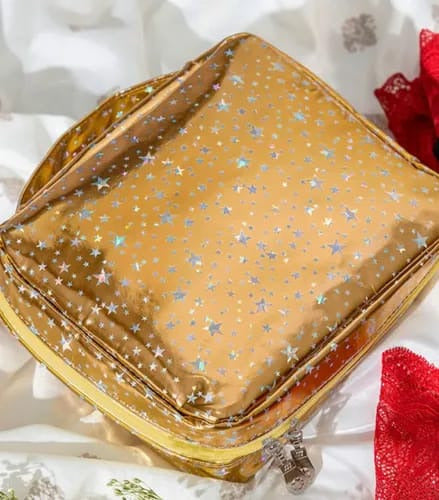 Neceser Dorado Compacto Y Elegante